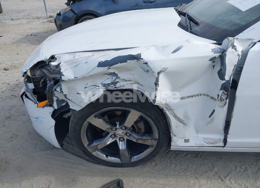 Photo 6 of 2010 Chevrolet Camaro 2LT (VIN 2G1FC1EV2A9119096)