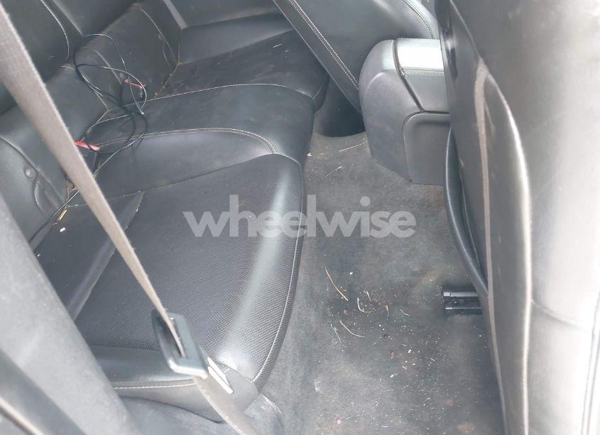 Photo 8 of 2010 Chevrolet Camaro 2LT (VIN 2G1FC1EV2A9119096)