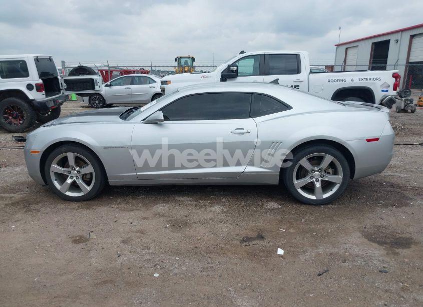 Photo 14 of 2010 Chevrolet Camaro 2LT (VIN 2G1FC1EV2A9160294)