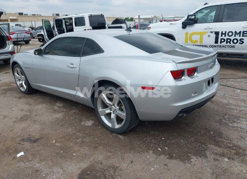 Photo 3 of 2010 Chevrolet Camaro 2LT (VIN 2G1FC1EV2A9160294)