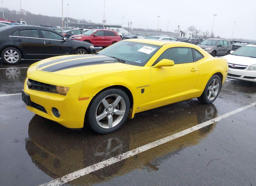 Photo 2 of 2010 Chevrolet Camaro 2LT (VIN 2G1FC1EV3A9102629)