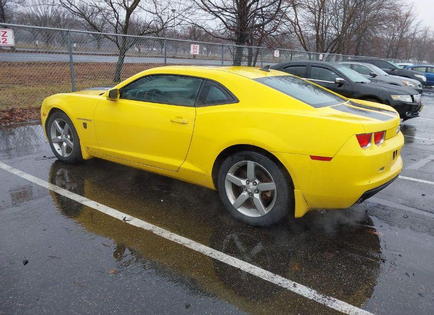 Photo 3 of 2010 Chevrolet Camaro 2LT (VIN 2G1FC1EV3A9102629)