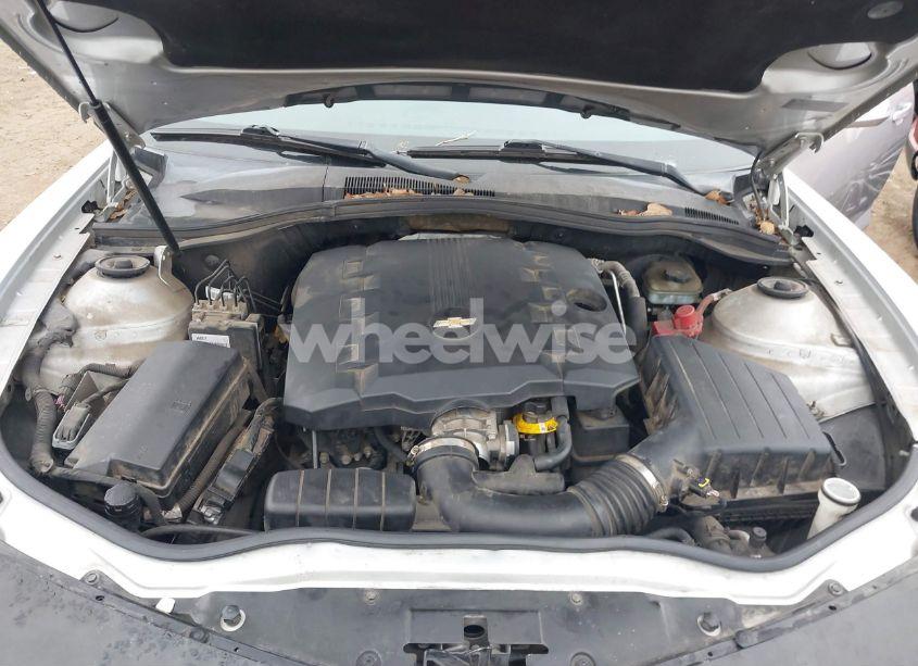 Photo 10 of 2010 Chevrolet Camaro 2LT (VIN 2G1FC1EV4A9100470)