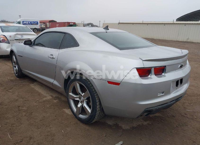Photo 3 of 2010 Chevrolet Camaro 2LT (VIN 2G1FC1EV4A9100470)