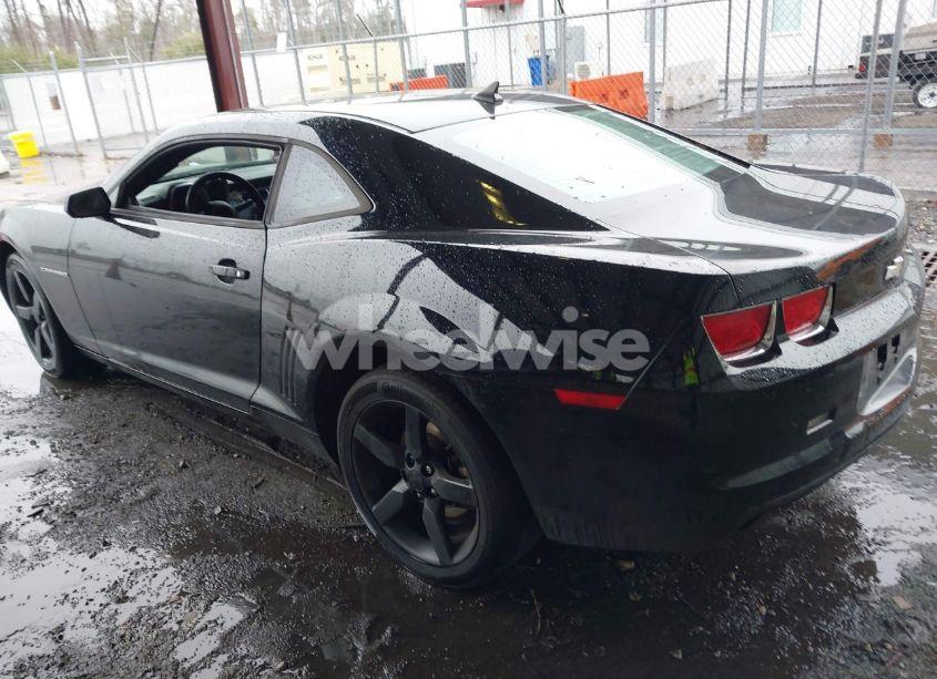 Photo 3 of 2010 Chevrolet Camaro 2LT (VIN 2G1FC1EV4A9113946)