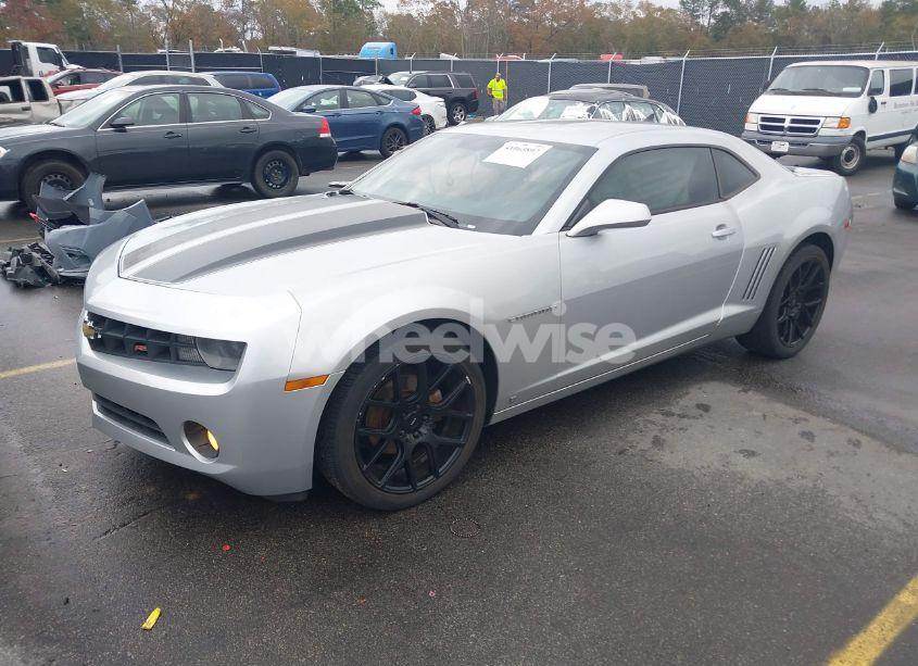 Photo 2 of 2010 Chevrolet Camaro 2LT (VIN 2G1FC1EVXA9101235)