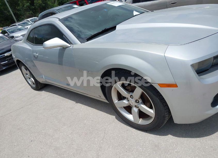 Photo 13 of 2010 Chevrolet Camaro 2LT (VIN 2G1FC1EVXA9126748)
