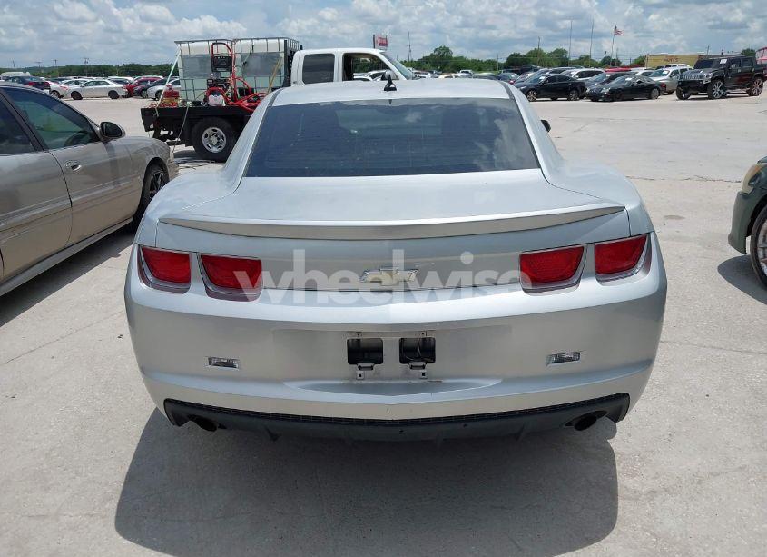 Photo 16 of 2010 Chevrolet Camaro 2LT (VIN 2G1FC1EVXA9126748)