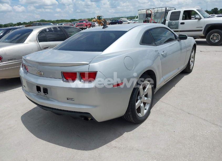 Photo 4 of 2010 Chevrolet Camaro 2LT (VIN 2G1FC1EVXA9126748)