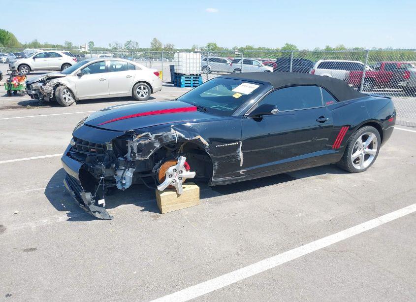 Photo 2 of 2013 Chevrolet Camaro 2LT (VIN 2G1FC3D35D9126205)
