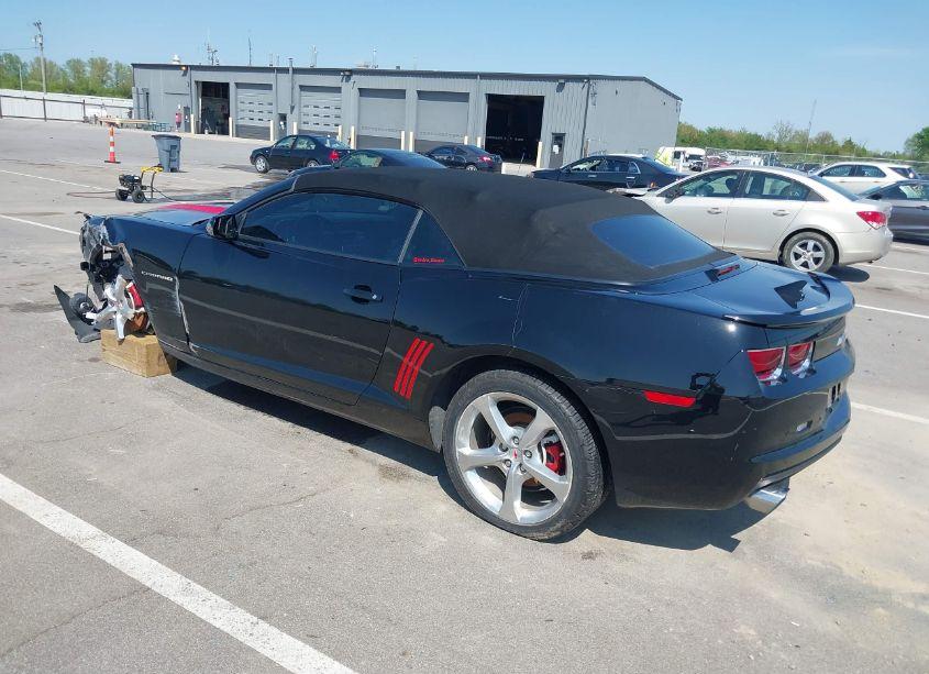 Photo 3 of 2013 Chevrolet Camaro 2LT (VIN 2G1FC3D35D9126205)