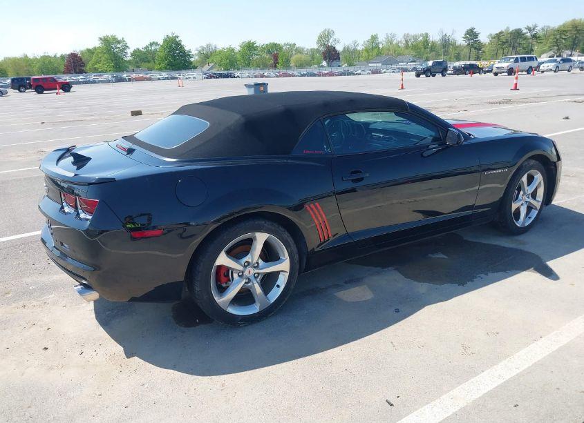 Photo 4 of 2013 Chevrolet Camaro 2LT (VIN 2G1FC3D35D9126205)