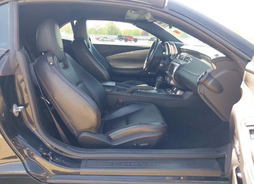 Photo 5 of 2013 Chevrolet Camaro 2LT (VIN 2G1FC3D35D9126205)