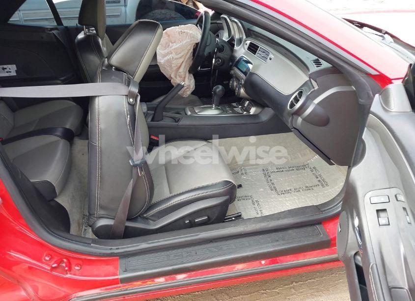 Photo 5 of 2012 Chevrolet Camaro 2LT (VIN 2G1FC3D38C9105699)