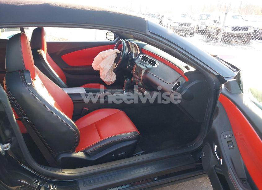 Photo 5 of 2013 Chevrolet Camaro 2LT (VIN 2G1FC3D39D9219275)