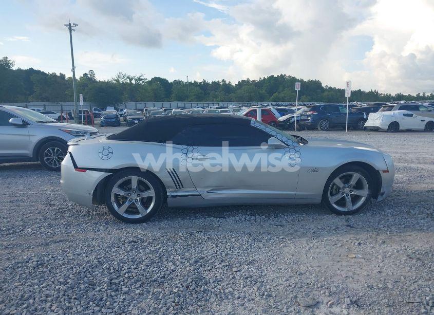 Photo 14 of 2011 Chevrolet Camaro 2LT (VIN 2G1FC3DD0B9207814)