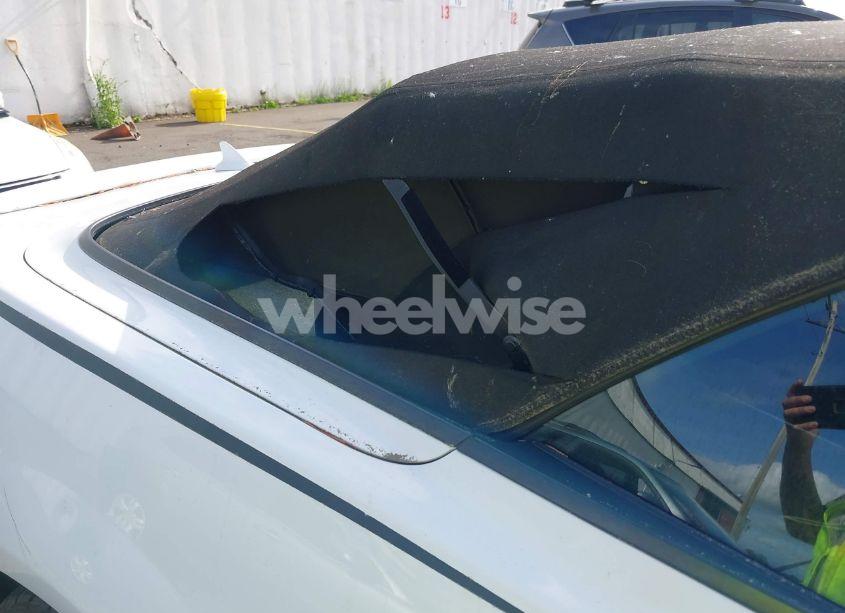 Photo 6 of 2011 Chevrolet Camaro 2LT (VIN 2G1FC3DD4B9200901)