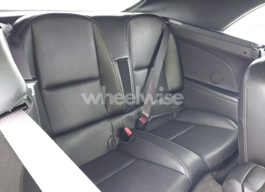 Photo 8 of 2011 Chevrolet Camaro 2LT (VIN 2G1FC3DD4B9211199)