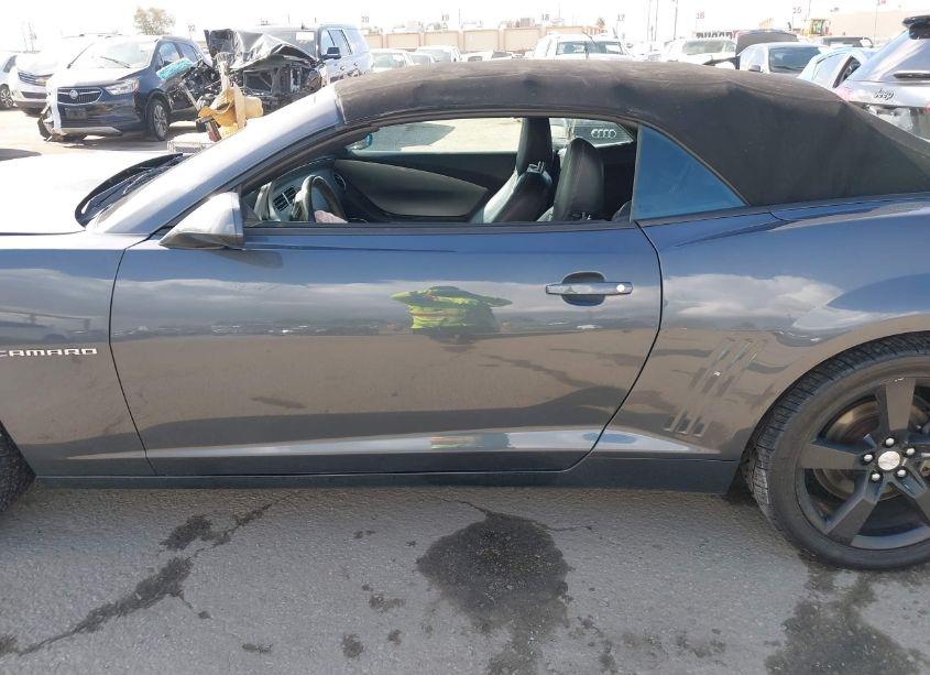 Photo 15 of 2011 Chevrolet Camaro 2LT (VIN 2G1FC3DD5B9155970)