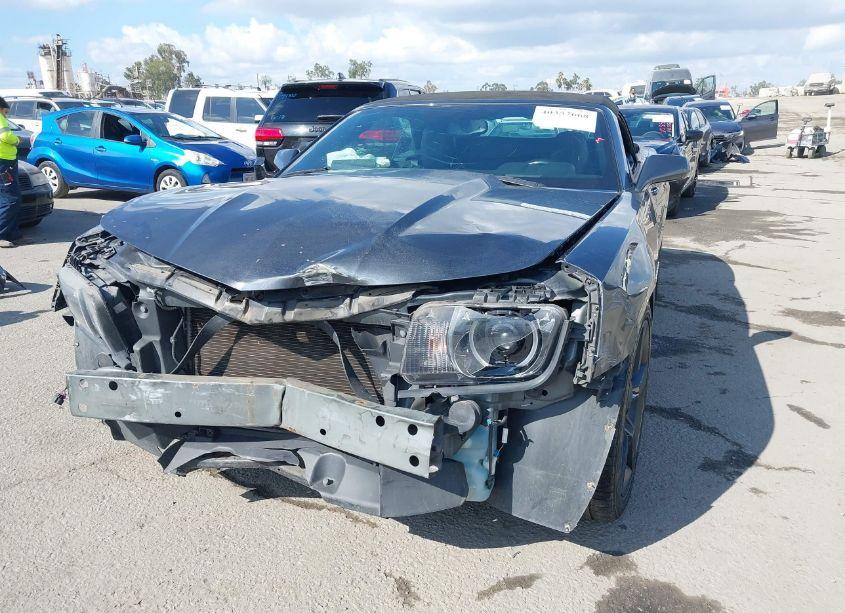 Photo 6 of 2011 Chevrolet Camaro 2LT (VIN 2G1FC3DD5B9155970)