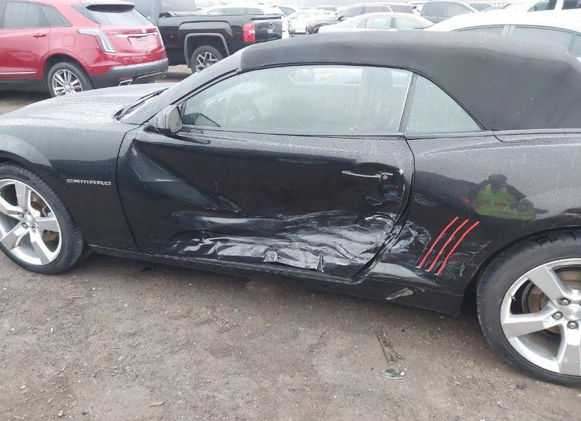 Photo 6 of 2011 Chevrolet Camaro 2LT (VIN 2G1FC3DD5B9192887)