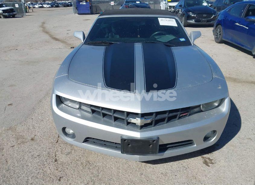 Photo 12 of 2011 Chevrolet Camaro 2LT (VIN 2G1FC3DD5B9204410)