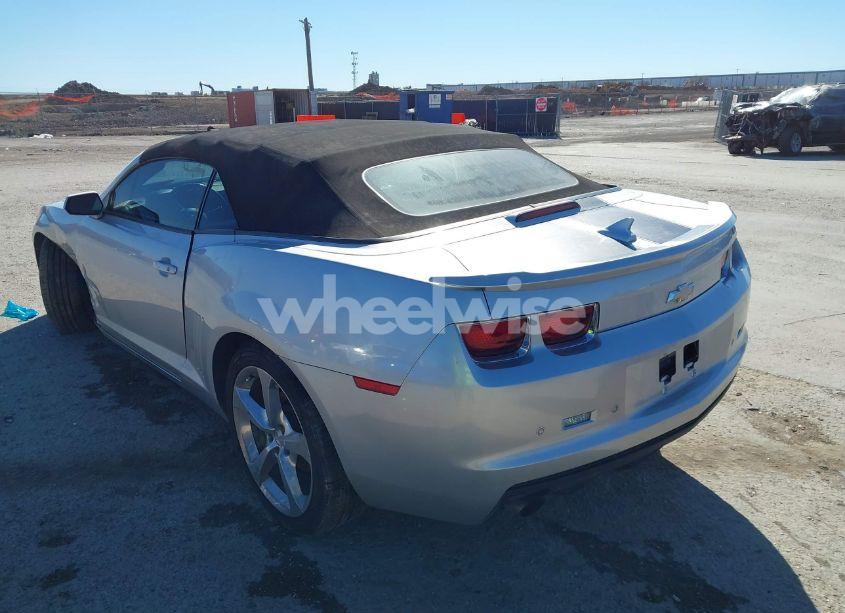 Photo 3 of 2011 Chevrolet Camaro 2LT (VIN 2G1FC3DD5B9204410)