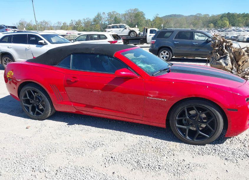 Photo 13 of 2011 Chevrolet Camaro 2LT (VIN 2G1FC3DD8B9186565)