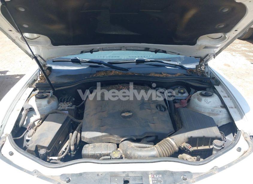 Photo 10 of 2015 Chevrolet Camaro 1LT (VIN 2G1FD1E31F9104012)