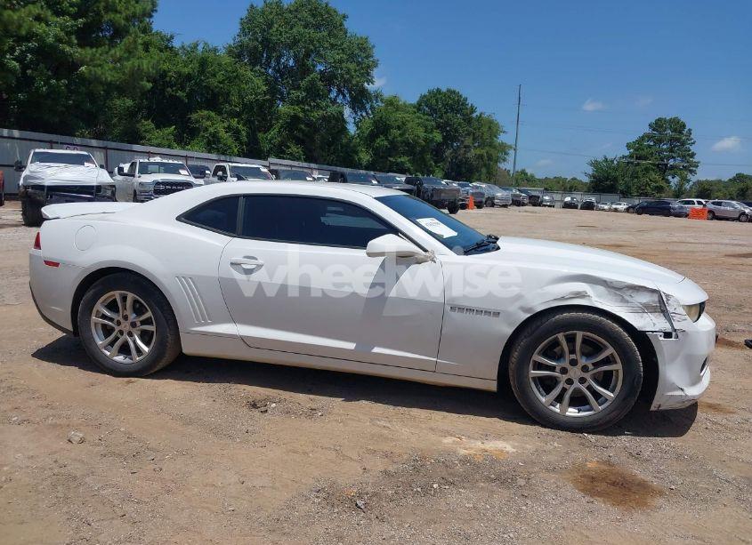 Photo 13 of 2015 Chevrolet Camaro 1LT (VIN 2G1FD1E31F9104012)