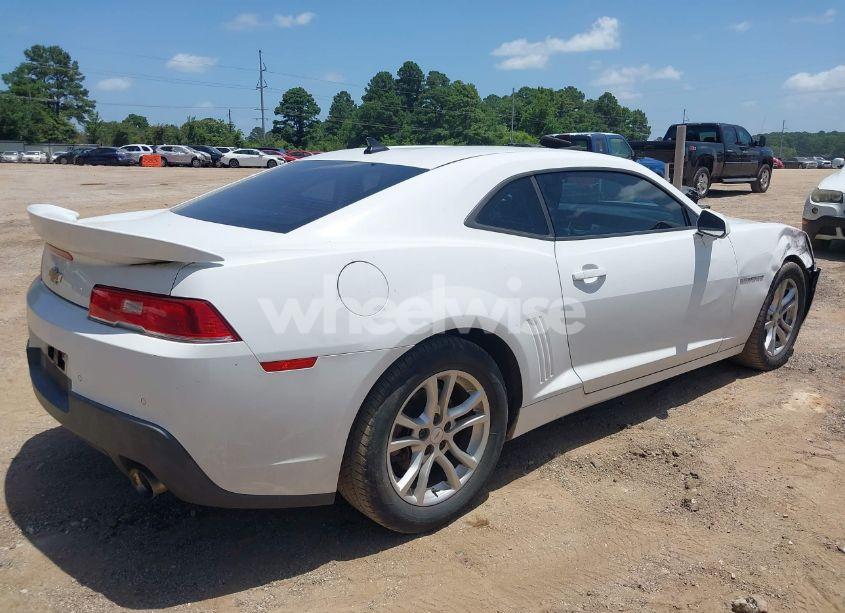 Photo 4 of 2015 Chevrolet Camaro 1LT (VIN 2G1FD1E31F9104012)