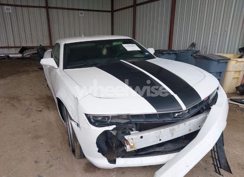 2015 Chevrolet Camaro 1LT (VIN 2G1FD1E32F9310570) main photo