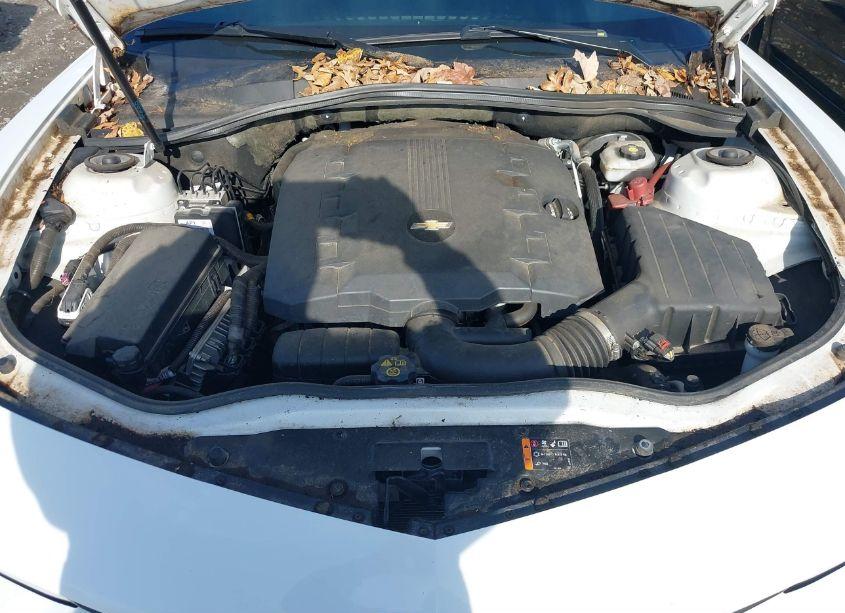 Photo 10 of 2015 Chevrolet Camaro 1LT (VIN 2G1FD1E33F9305409)