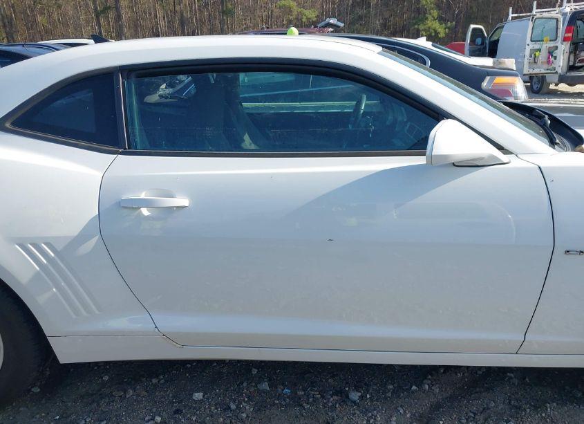 Photo 14 of 2015 Chevrolet Camaro 1LT (VIN 2G1FD1E33F9305409)