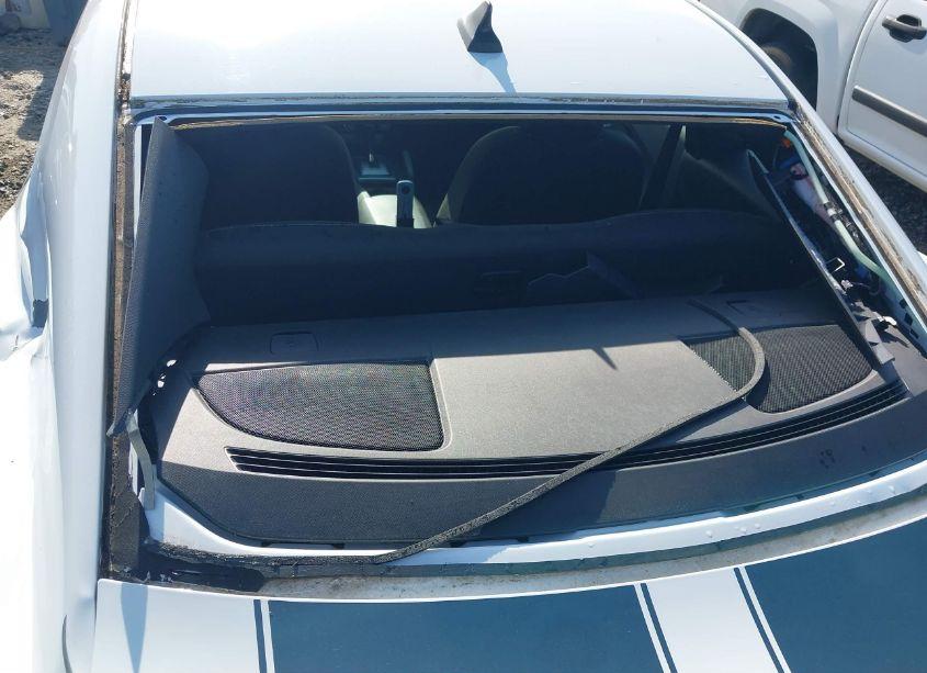 Photo 19 of 2015 Chevrolet Camaro 1LT (VIN 2G1FD1E33F9305409)