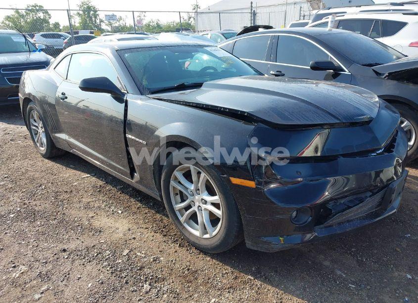 2015 Chevrolet Camaro 1LT (VIN 2G1FD1E34F9263767) main photo