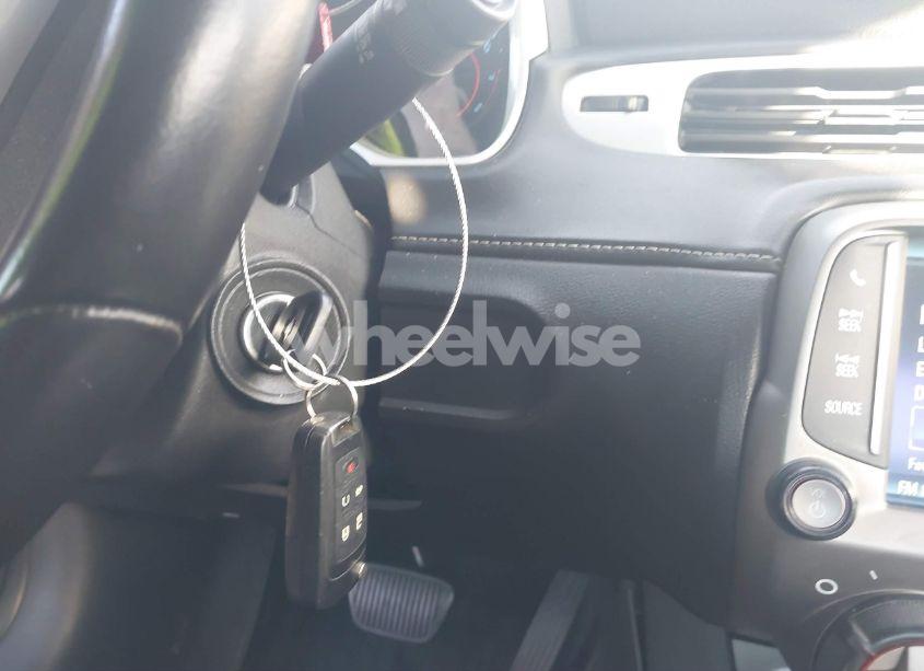 Photo 11 of 2015 Chevrolet Camaro 1LT (VIN 2G1FD1E37F9104421)