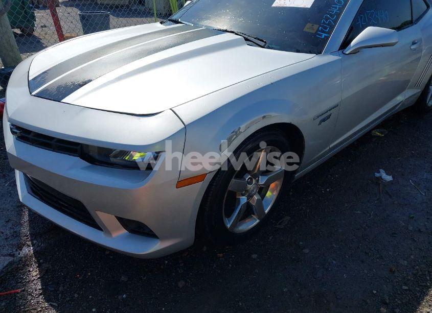 Photo 6 of 2015 Chevrolet Camaro 1LT (VIN 2G1FD1E37F9213610)
