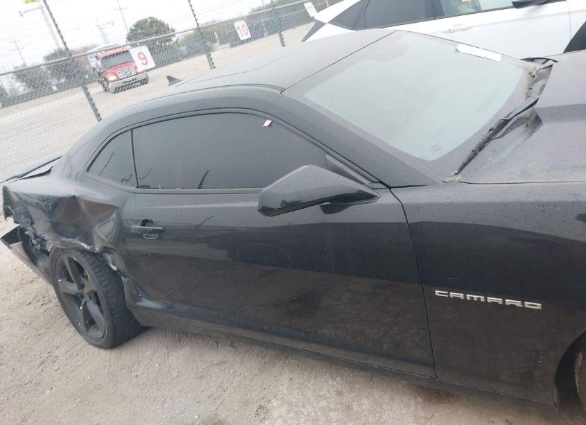 Photo 13 of 2015 Chevrolet Camaro 1LT (VIN 2G1FD1E37F9262712)