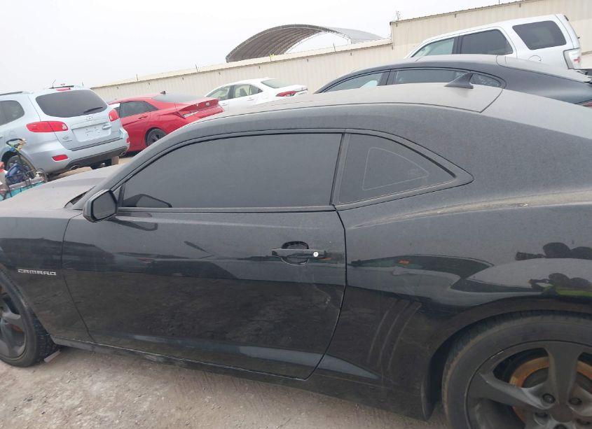 Photo 14 of 2015 Chevrolet Camaro 1LT (VIN 2G1FD1E37F9262712)