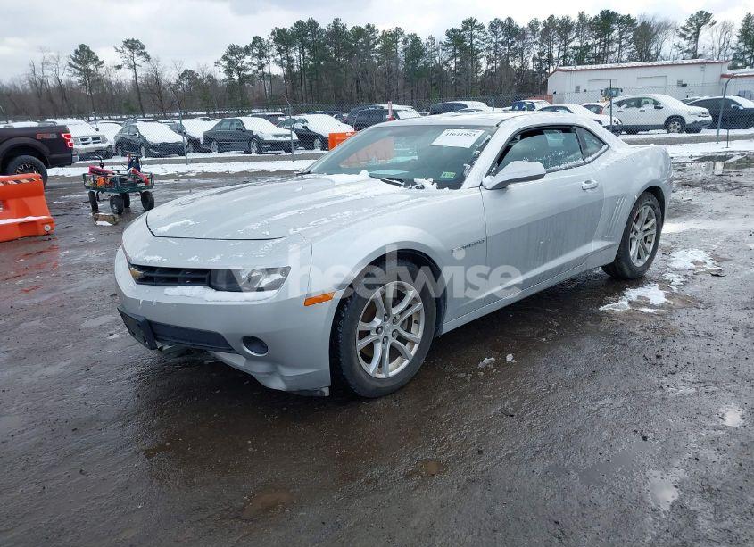 Photo 2 of 2015 Chevrolet Camaro 1LT (VIN 2G1FD1E38F9142661)