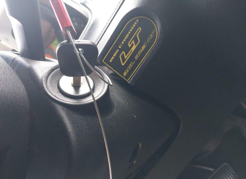 Photo 11 of 2015 Chevrolet Camaro 1LT (VIN 2G1FD1E38F9150307)