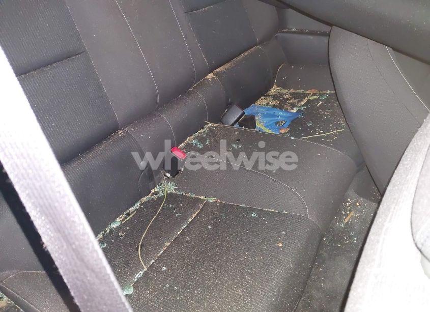 Photo 8 of 2015 Chevrolet Camaro 1LT (VIN 2G1FD1E38F9262296)