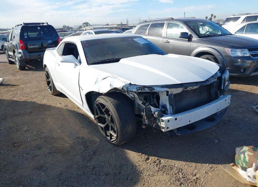 2015 Chevrolet Camaro 1LT (VIN 2G1FD1E38F9303235) main photo