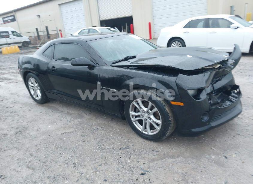 2015 Chevrolet Camaro 1LT (VIN 2G1FD1E3XF9111332) main photo