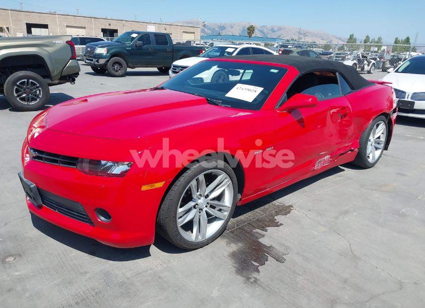 Photo 2 of 2015 Chevrolet Camaro 1LT (VIN 2G1FD3D31F9269684)