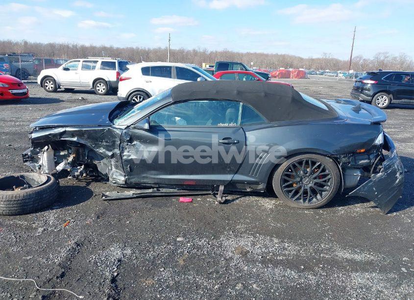 Photo 15 of 2015 Chevrolet Camaro 1LT (VIN 2G1FD3D33F9278399)