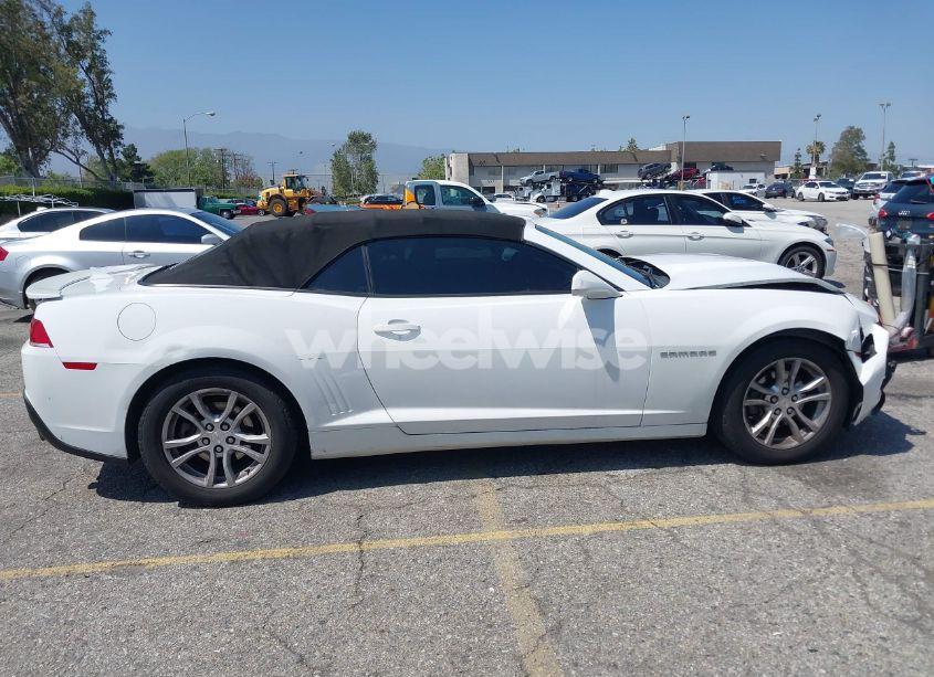 Photo 13 of 2015 Chevrolet Camaro 1LT (VIN 2G1FD3D35F9281093)
