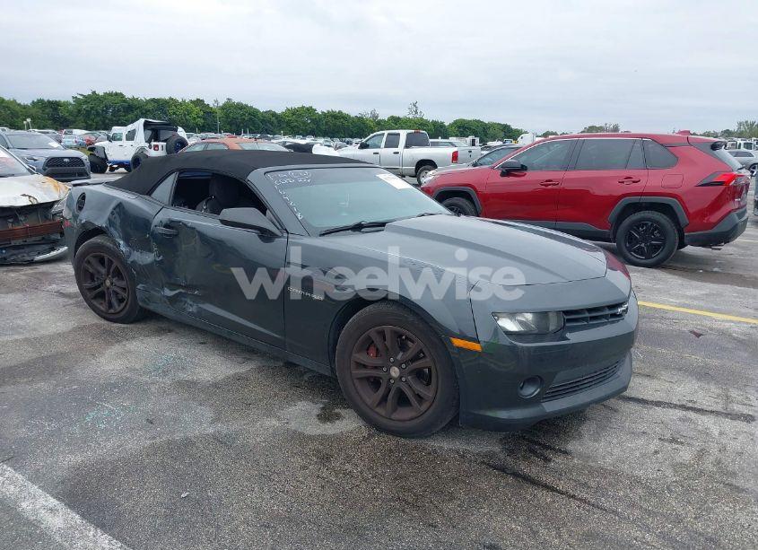 2015 Chevrolet Camaro 1LT (VIN 2G1FD3D36F9164218) main photo
