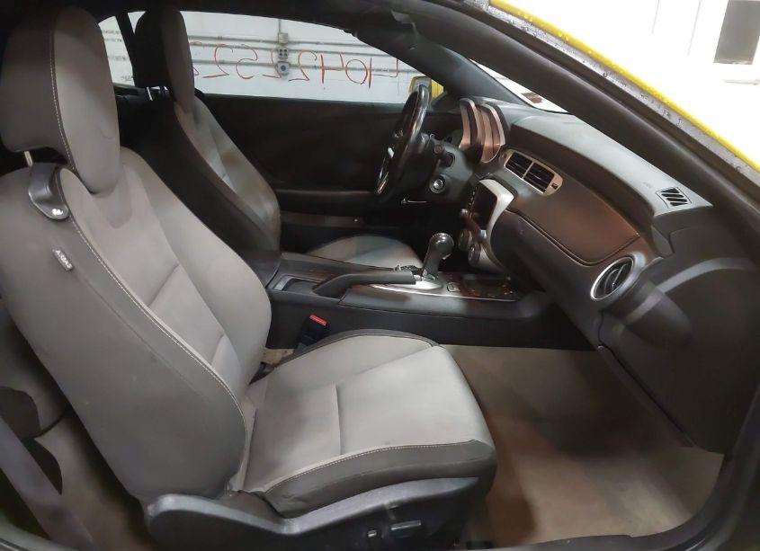 Photo 5 of 2015 Chevrolet Camaro 1LT (VIN 2G1FD3D36F9216365)